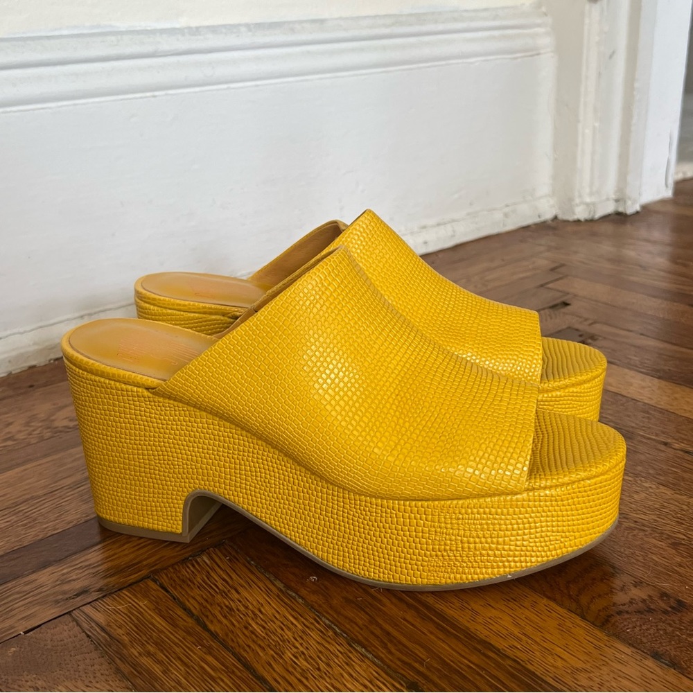 Charlotte Stone Ellery Platforms in Yolk